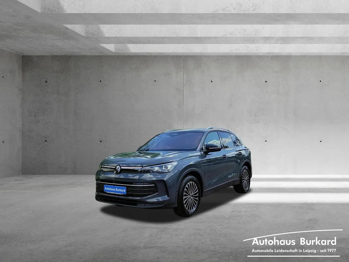 Volkswagen Tiguan Goal 1.5 eTSI+150Ps+DSG+AHZV+Standh+RFK+ Grigio - 2