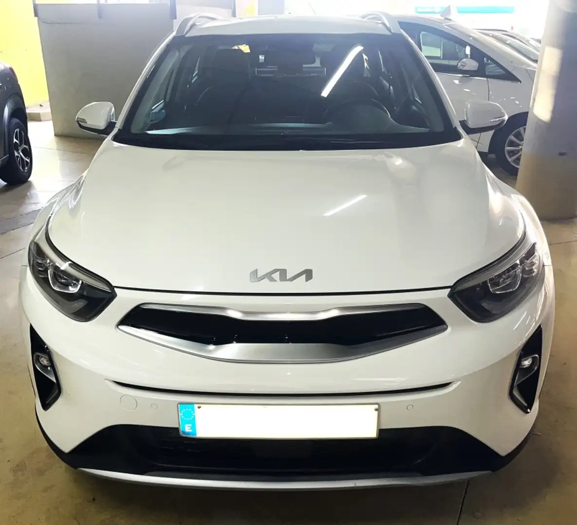 Kia Stonic 1.0 T-GDi MHEV Drive 100 Blanco - 2