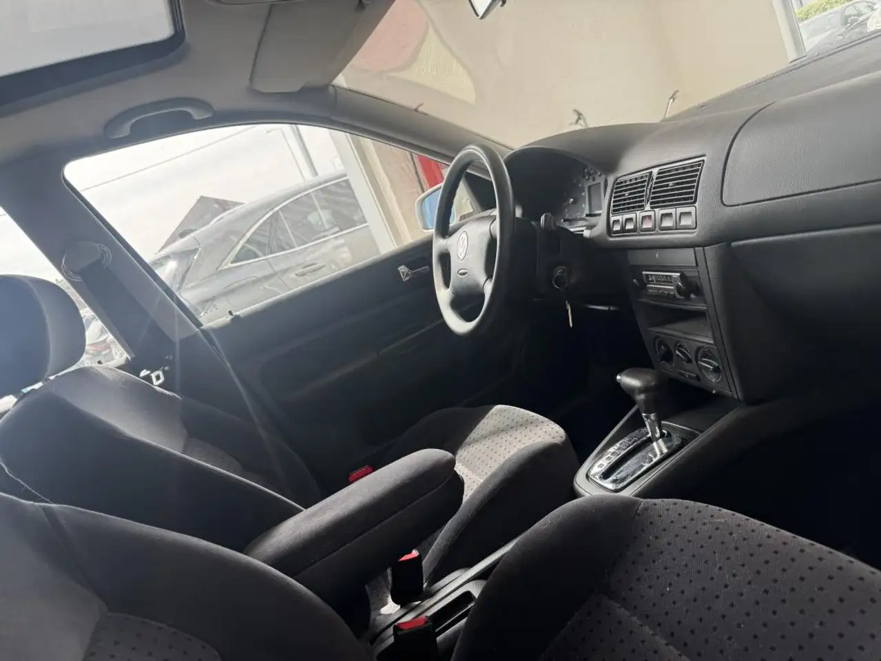 Volkswagen Golf 4 1.6 100CH BVA TOIT OUVRANT 91539KM GAR 12M, foto 7