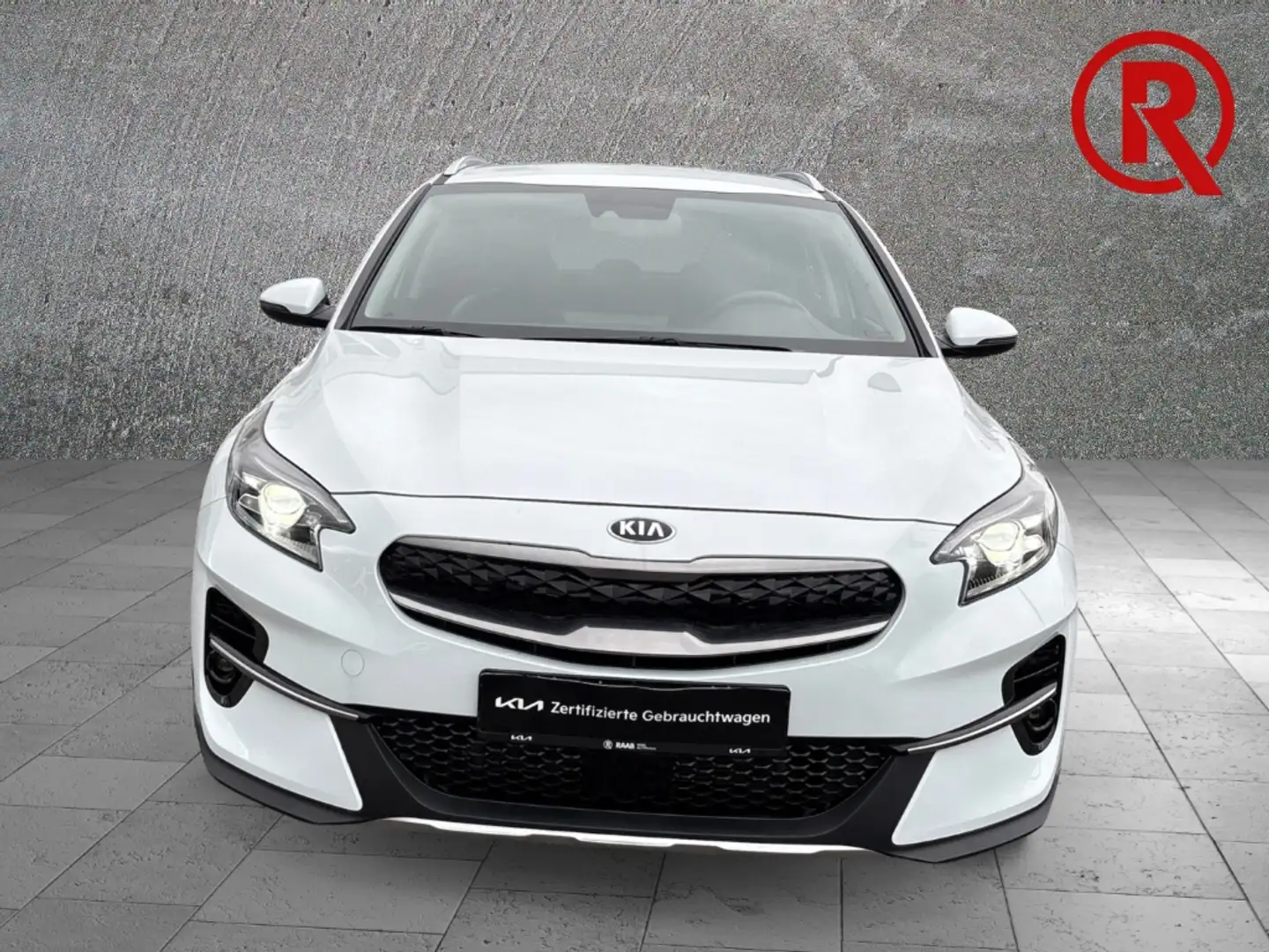 Kia XCeed Vision Plug-in Hybrid 1.6 Navi Mehrzonenklima Lenk Weiß - 2