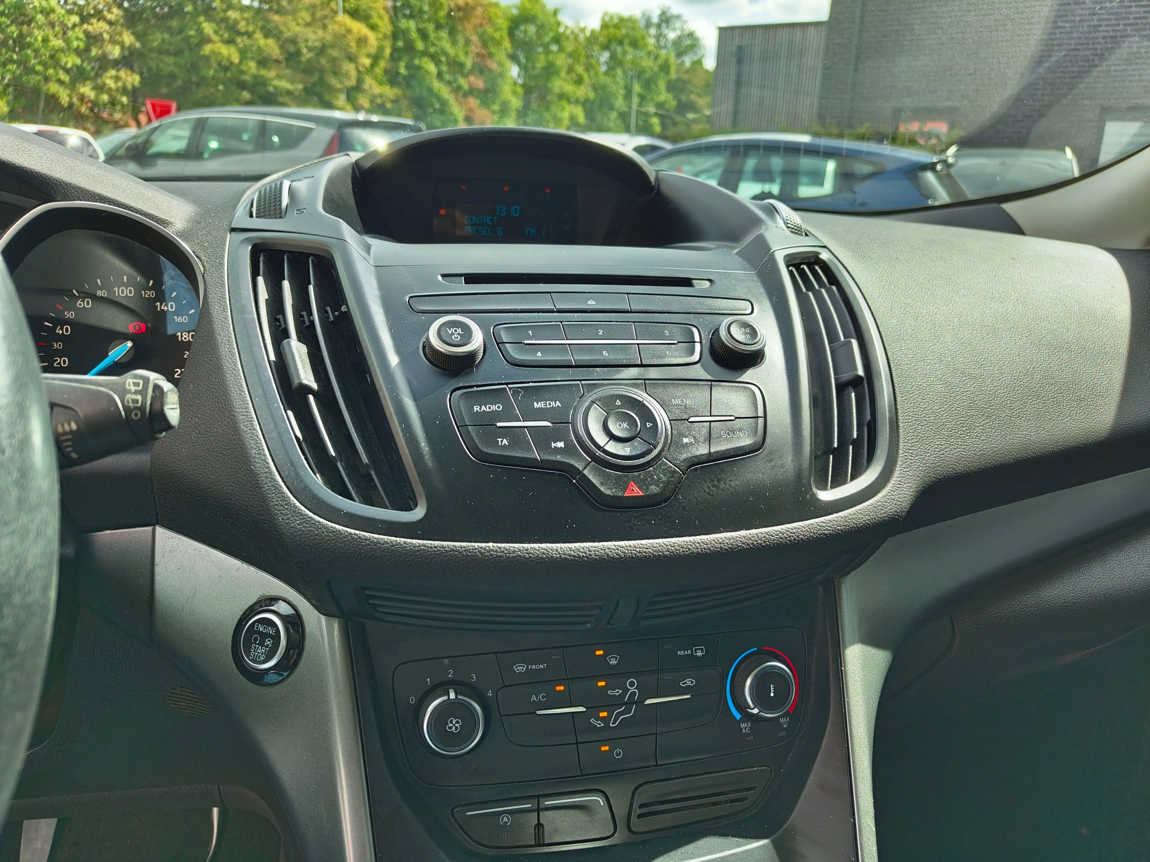 Ford Kuga 1.5 TDCi *CRUISE*CLIM*ATTACHE REMORQUE*GARANTIE 12 MOIS — photo 9