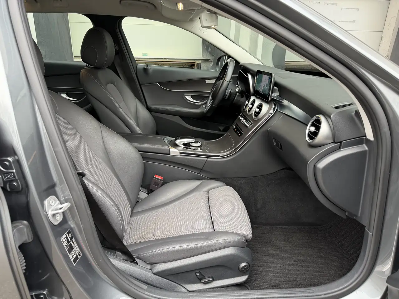 Mercedes-Benz C-Class e Avantgarde LED Comand Midline Rü-Kamera, миниатюра 26