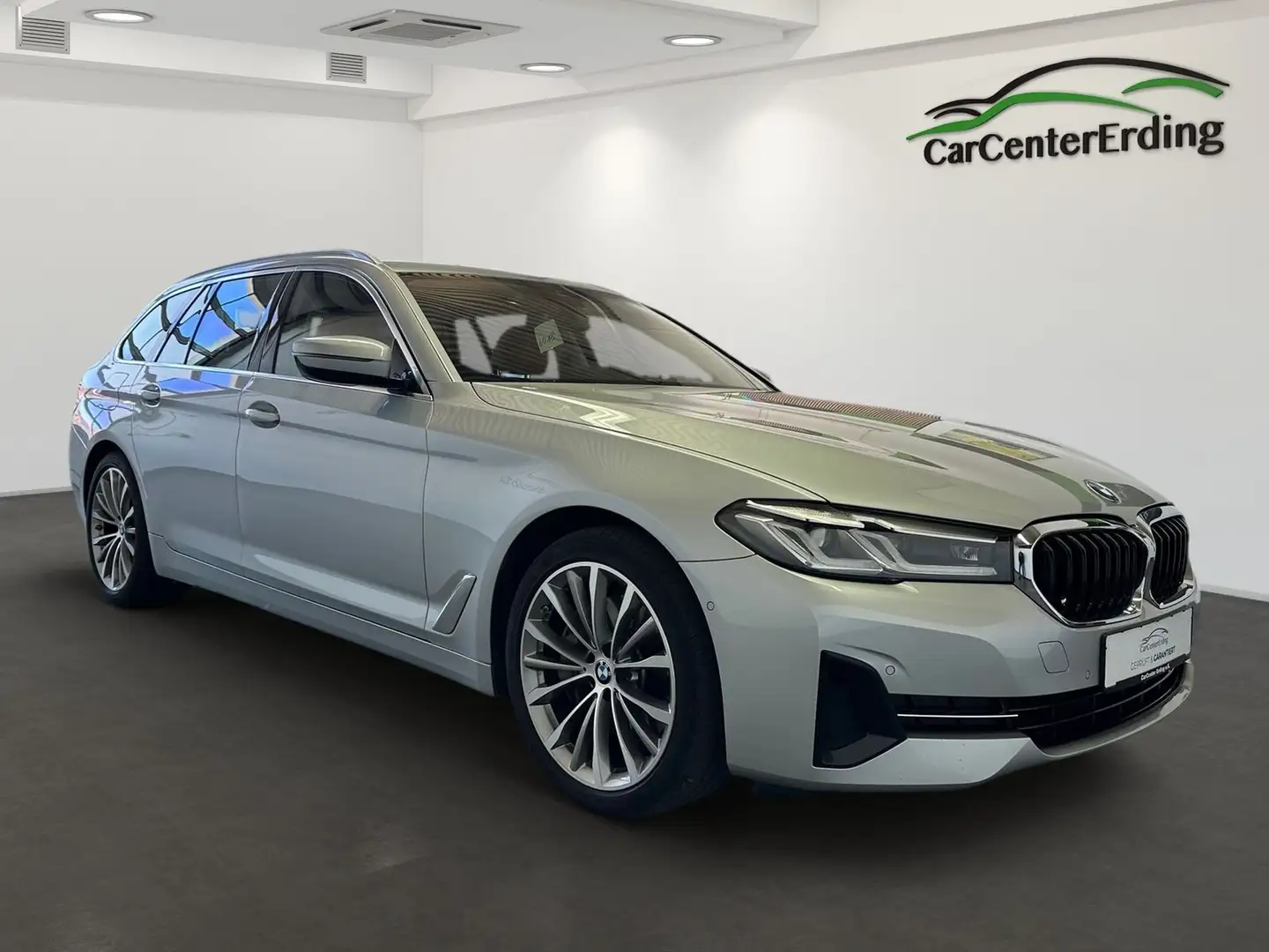 BMW 540 dTouring xDrive*A.LED*Navi*Kamera*Pano*Leder* Срібний - 2