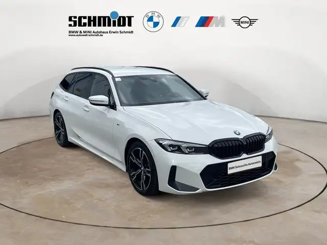 BMW M view 8