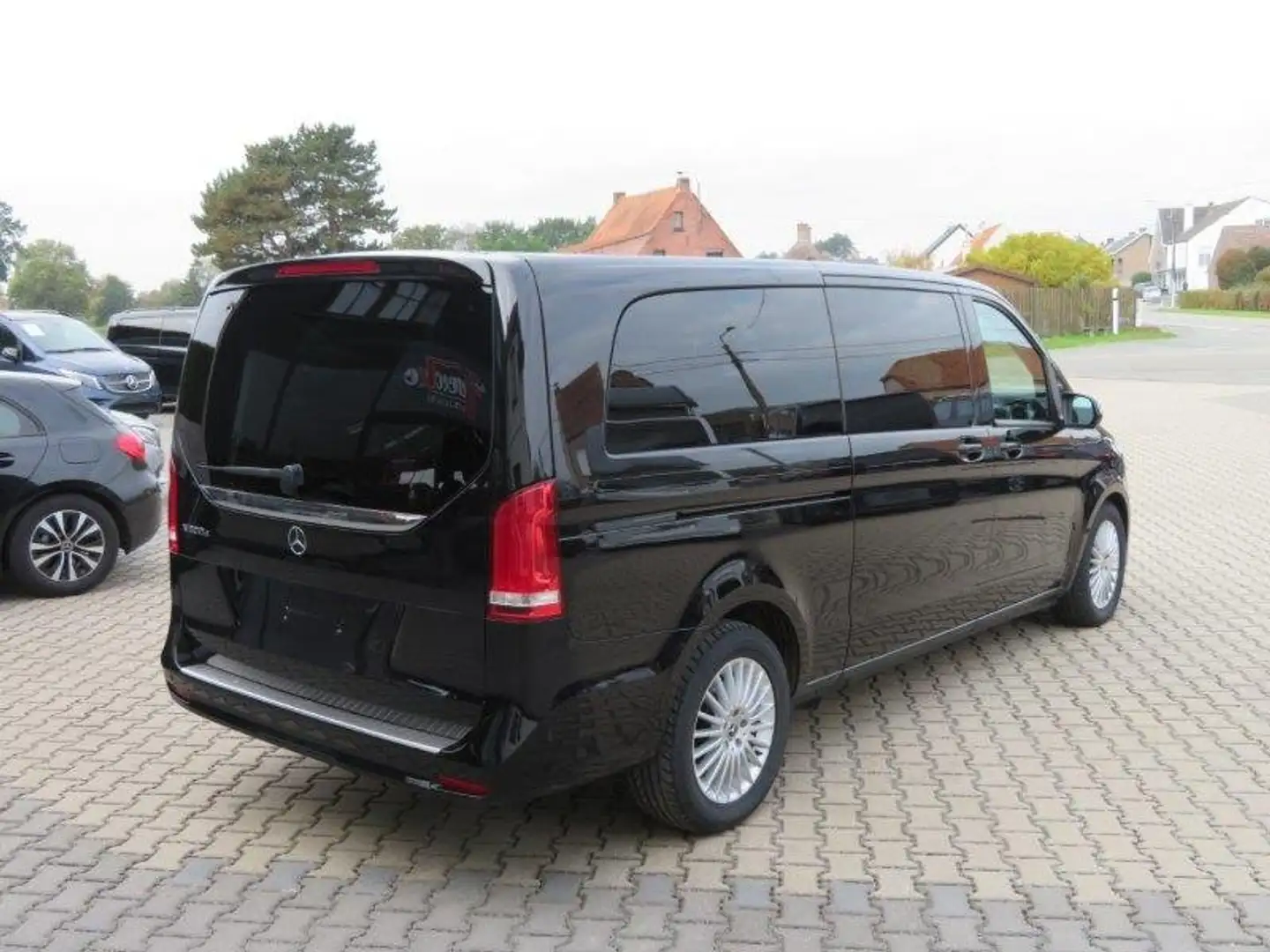 Mercedes-Benz V 300 d Lichte-Vracht 5 plaatsen Noir - 2