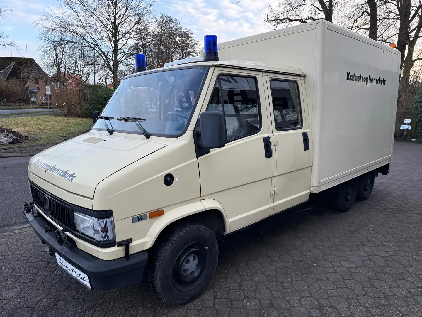 Fiat Ducato 2.5 D Koffer 3-Achser Katastrophenschutz *HU neu* Beige - 2