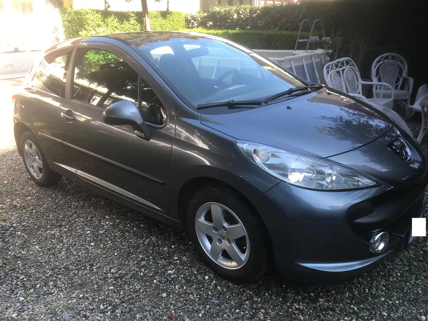 Peugeot 207 3 Porte Gri - 1