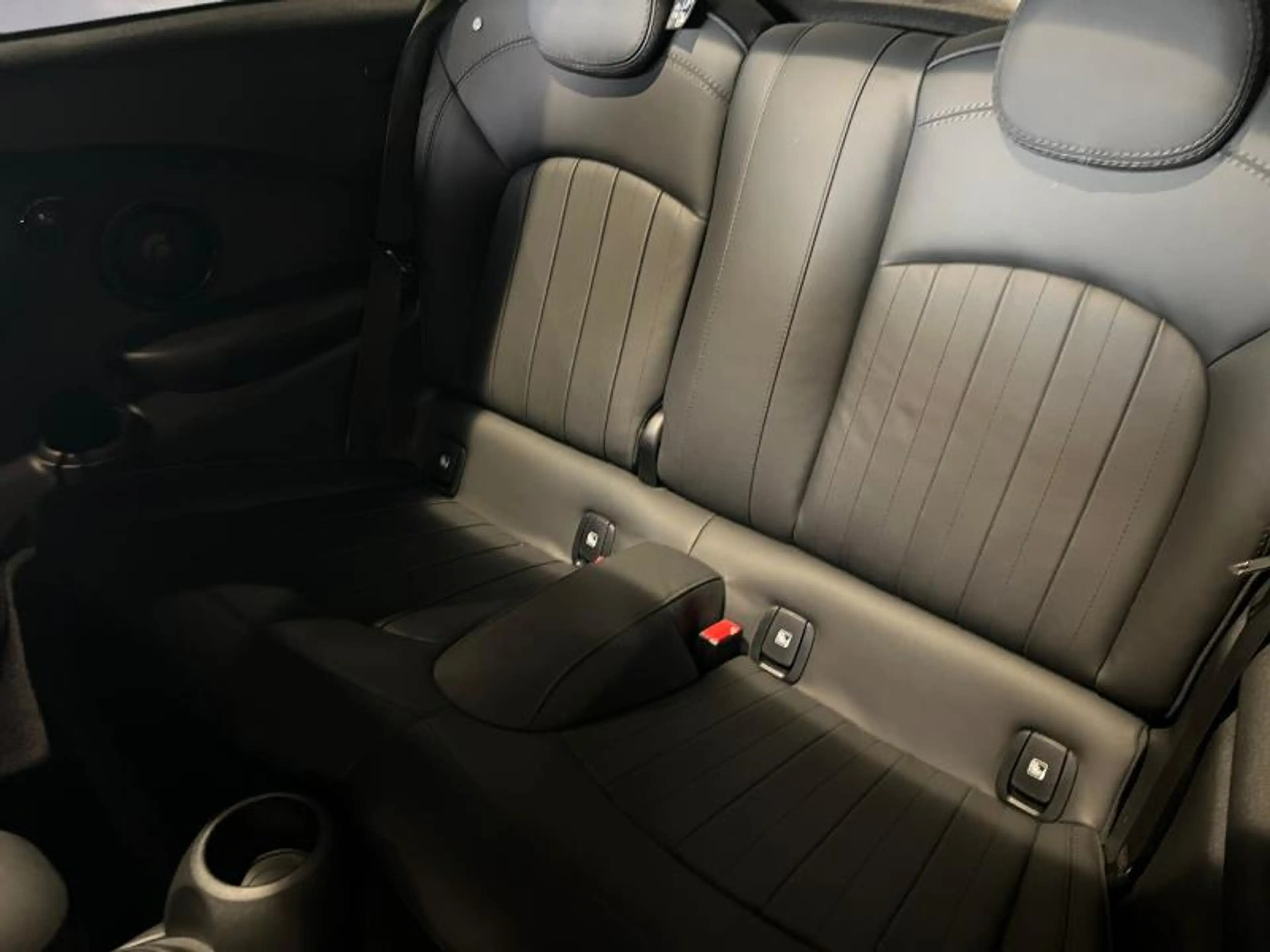 MINI Cooper SE Cooper SE — photo 13