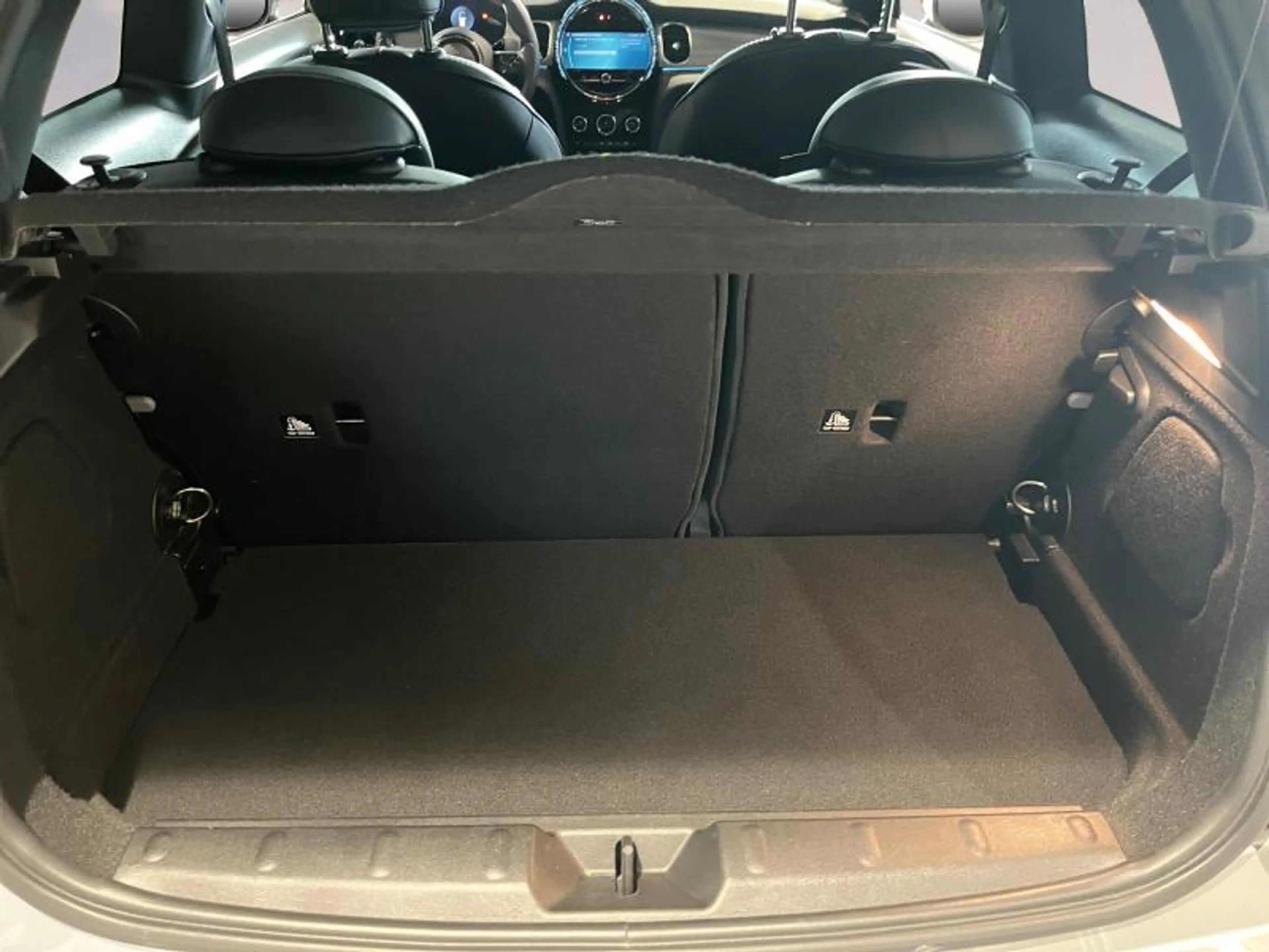 MINI Cooper SE Cooper SE — photo 14