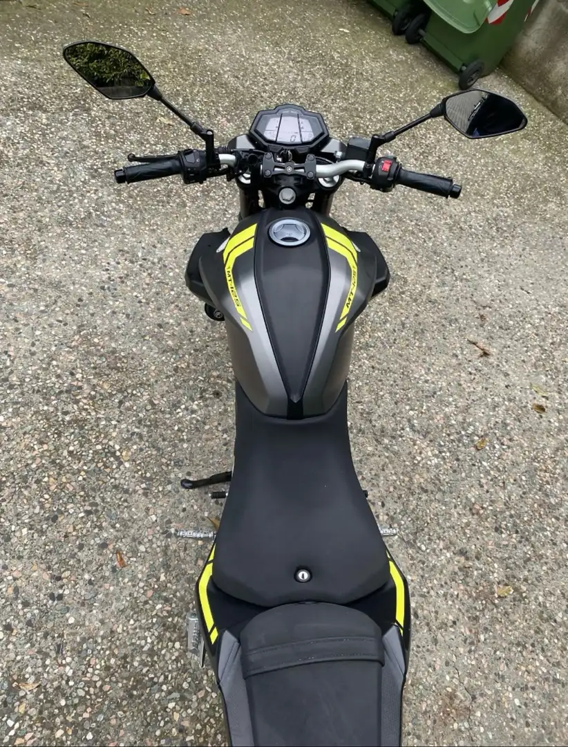 Yamaha MT-125 ABS & AKRAPOVIC - 2