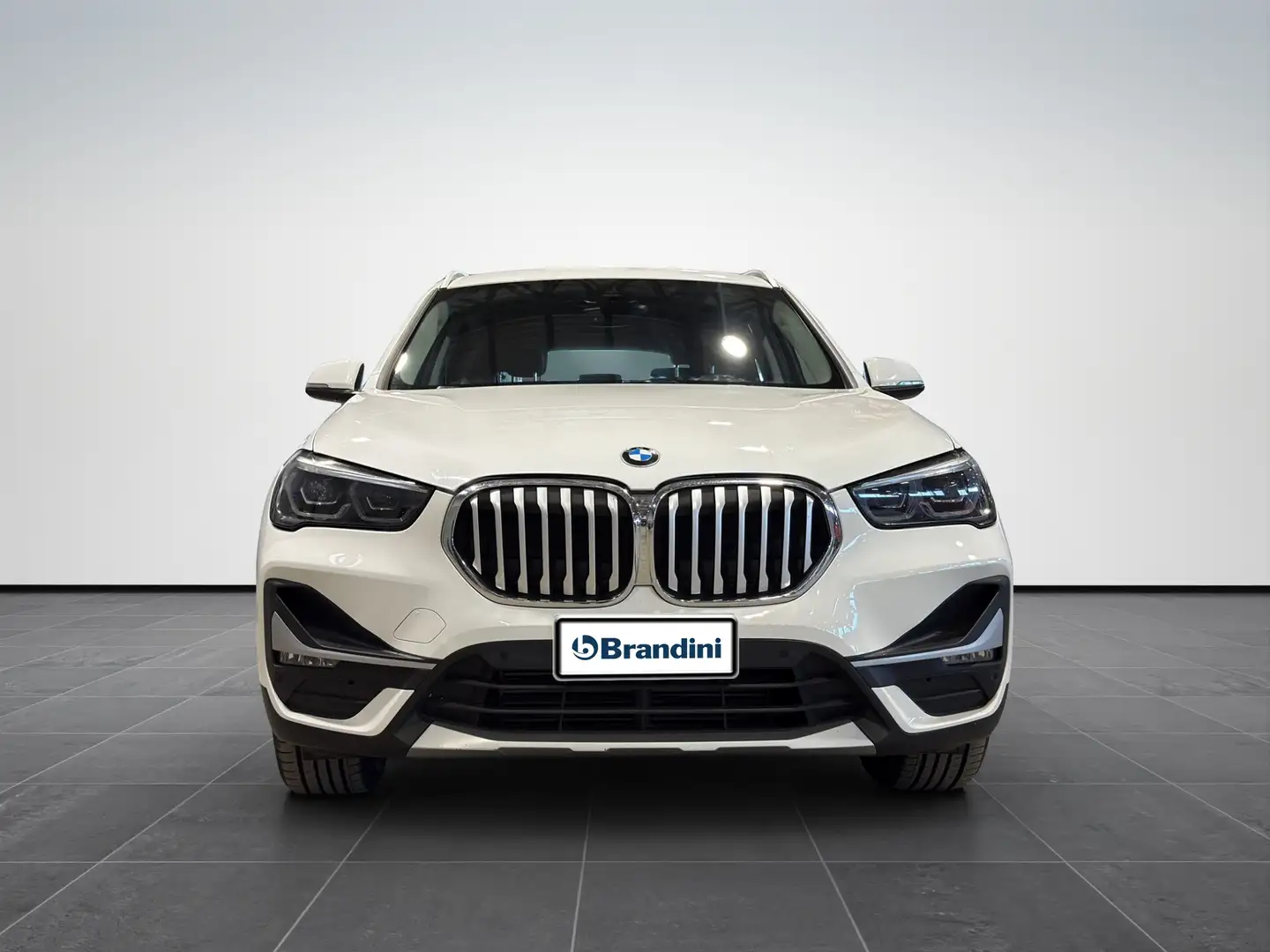 BMW X1 sdrive18d xLine Plus auto Bianco - 2