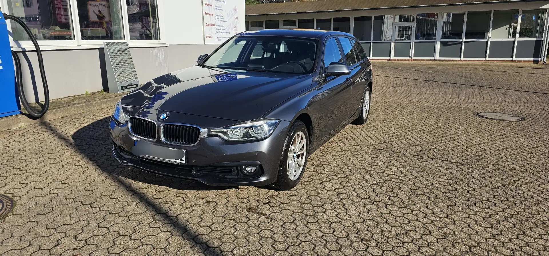 BMW 316 316d Touring - 1