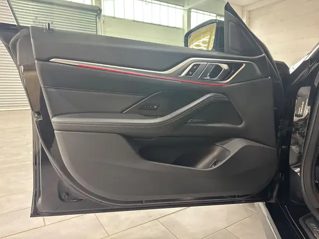 BMW 4 Series view 13
