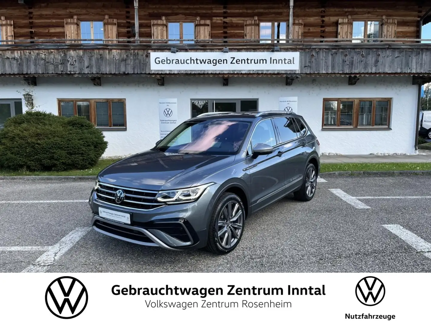 Volkswagen Tiguan Allspace 2,0 TSI DSG 4MotionElegance (AHK+Navi+Leder) Grau - 1