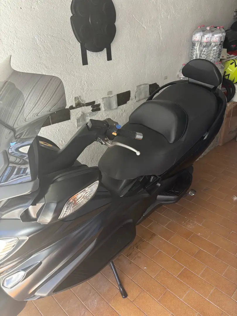 Suzuki Burgman 650 exsecutive - 2