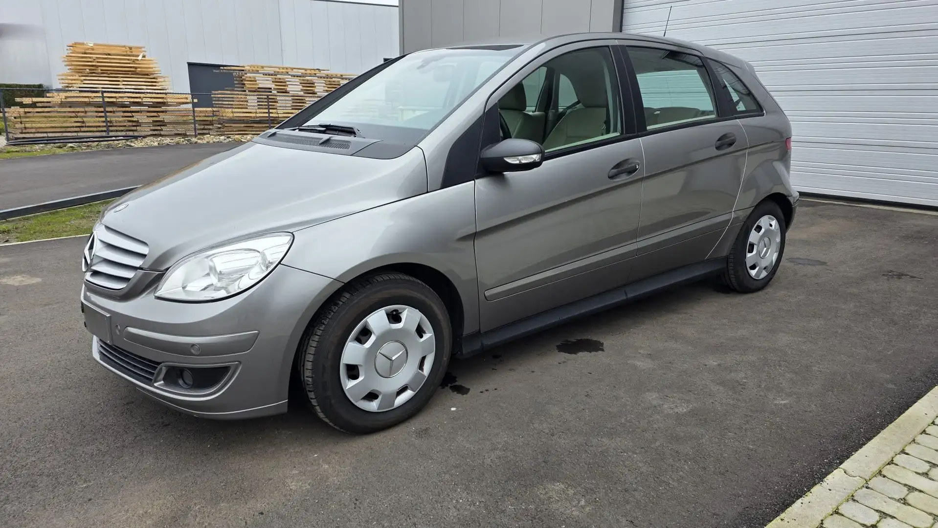 Mercedes-Benz B 170 Special Edition Auriu - 1
