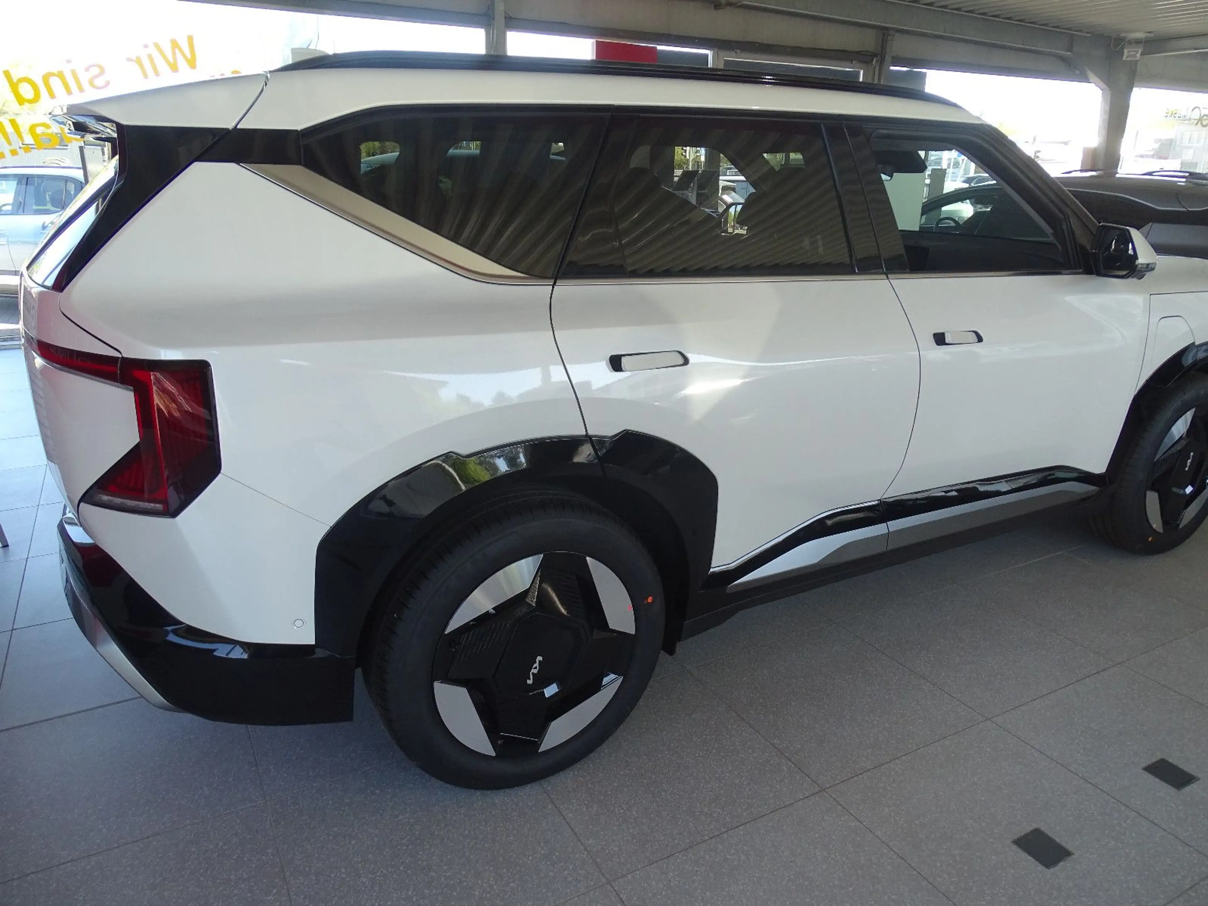 Kia EV5 160 kW Earth — photo 3
