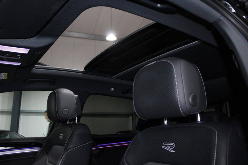 Volkswagen Touareg R-Line 4Motion/PANO/AHK/STHZ/LED/NAVI — photo 9