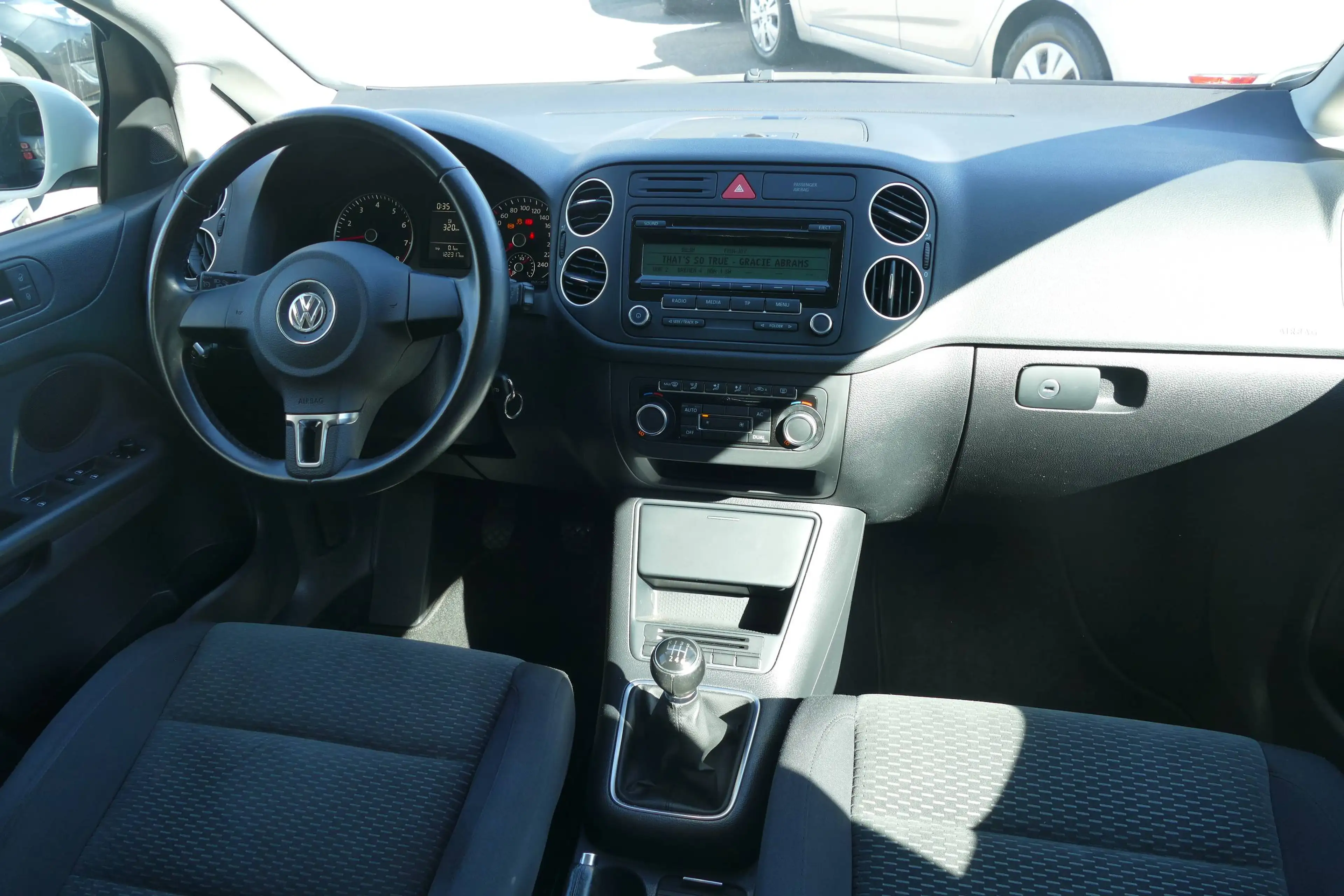 Volkswagen Golf Plus 6 VI Plus 1.4 TSI Comfortline Klima Tempomat Radio — photo 9