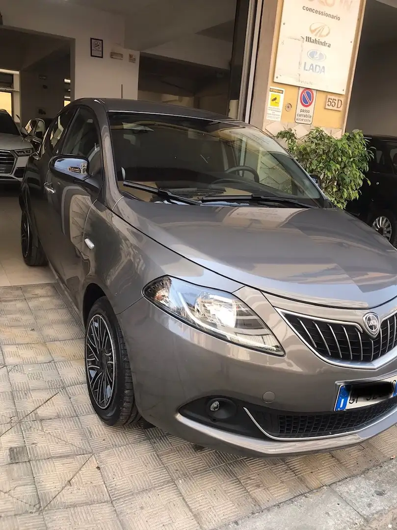 Lancia Ypsilon Ypsilon III 2021 1.0 firefly hybrid Gold s Grigio - 2