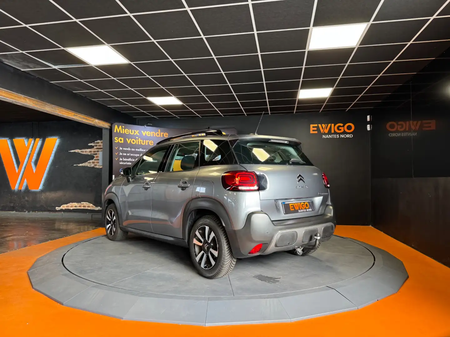 Citroen C3 Aircross 1.6 BLUEHDI 100 FEEL // 3E MAIN // CARPLAY // ANDR - 2