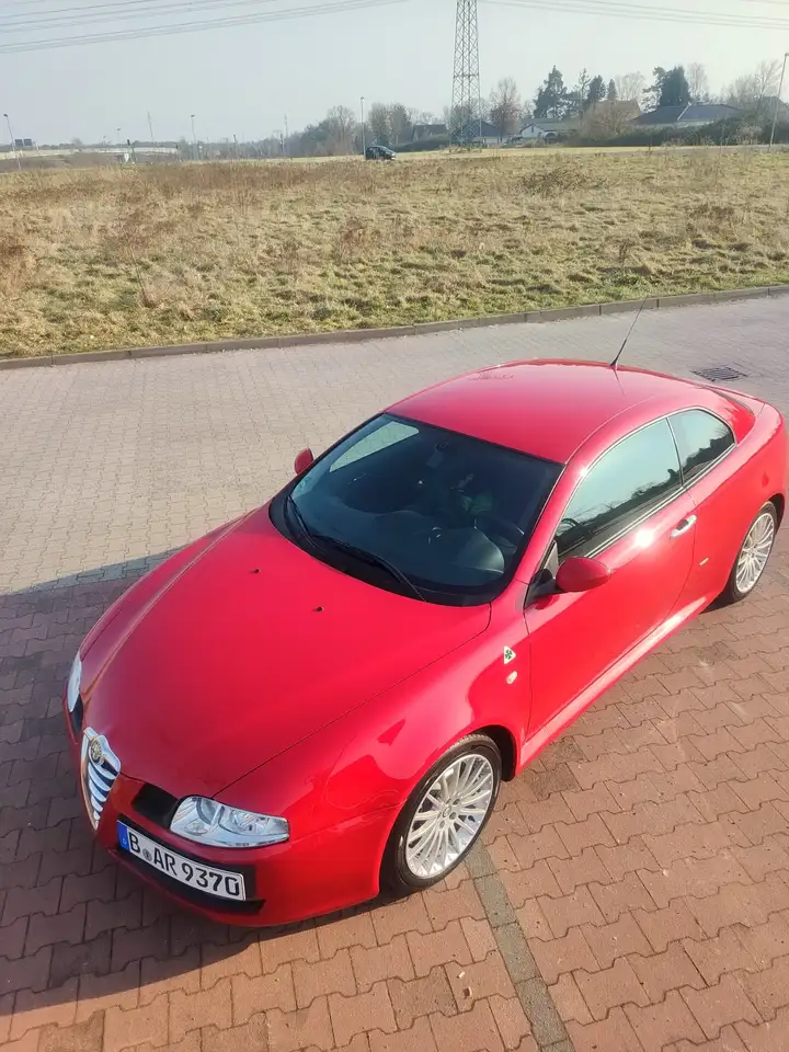Alfa Romeo GT