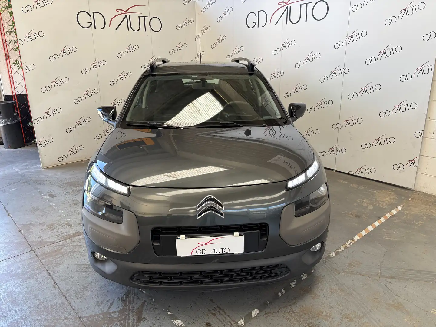 Citroen C4 C4 Cactus 2014 Cactus 1.6 bluehdi Feel s Grigio - 2
