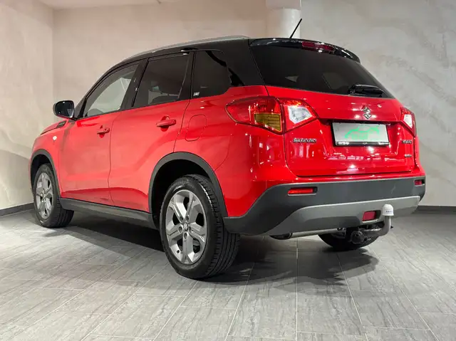 Suzuki Vitara view 10