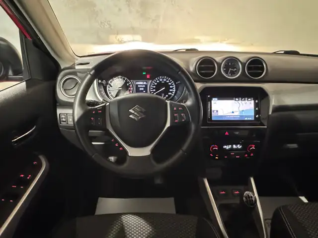 Suzuki Vitara view 23