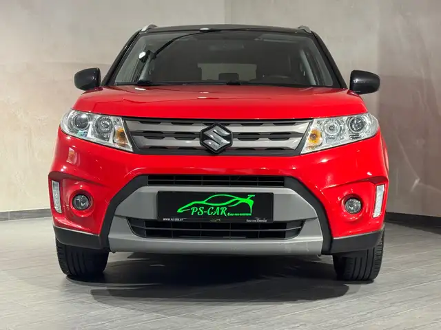 Suzuki Vitara view 3