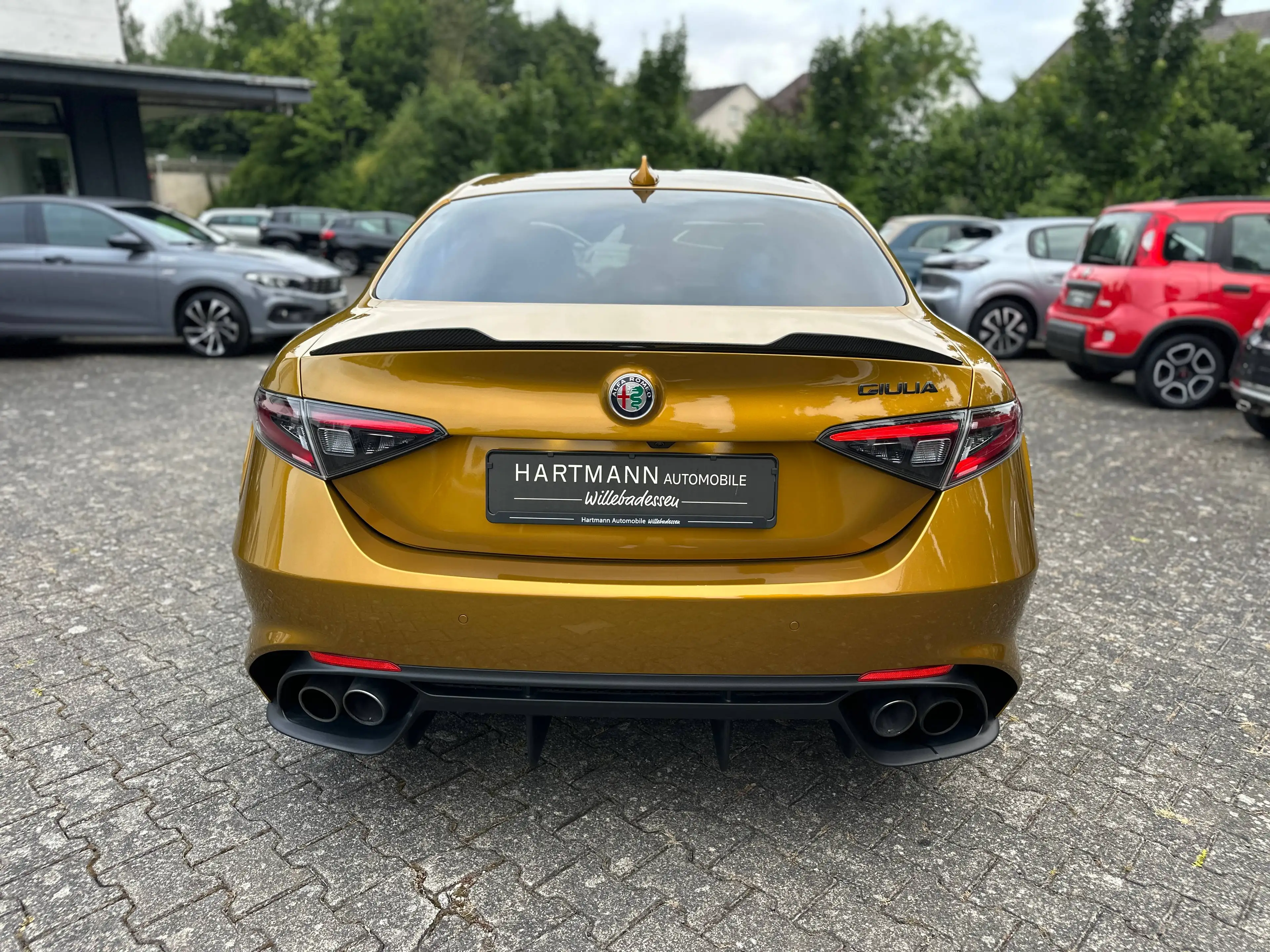 Alfa Romeo Giulia Quadrifoglio 510PS OCRA LIPARI — photo 4