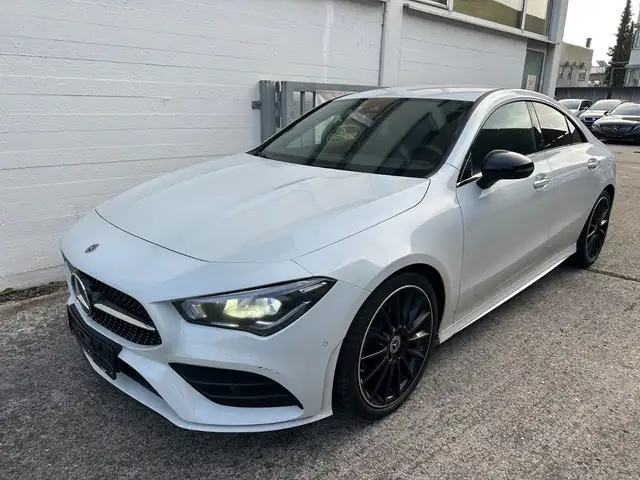 Mercedes-Benz CLA 220 4Matic AMG/19 Zoll/Memory/Ambiente
