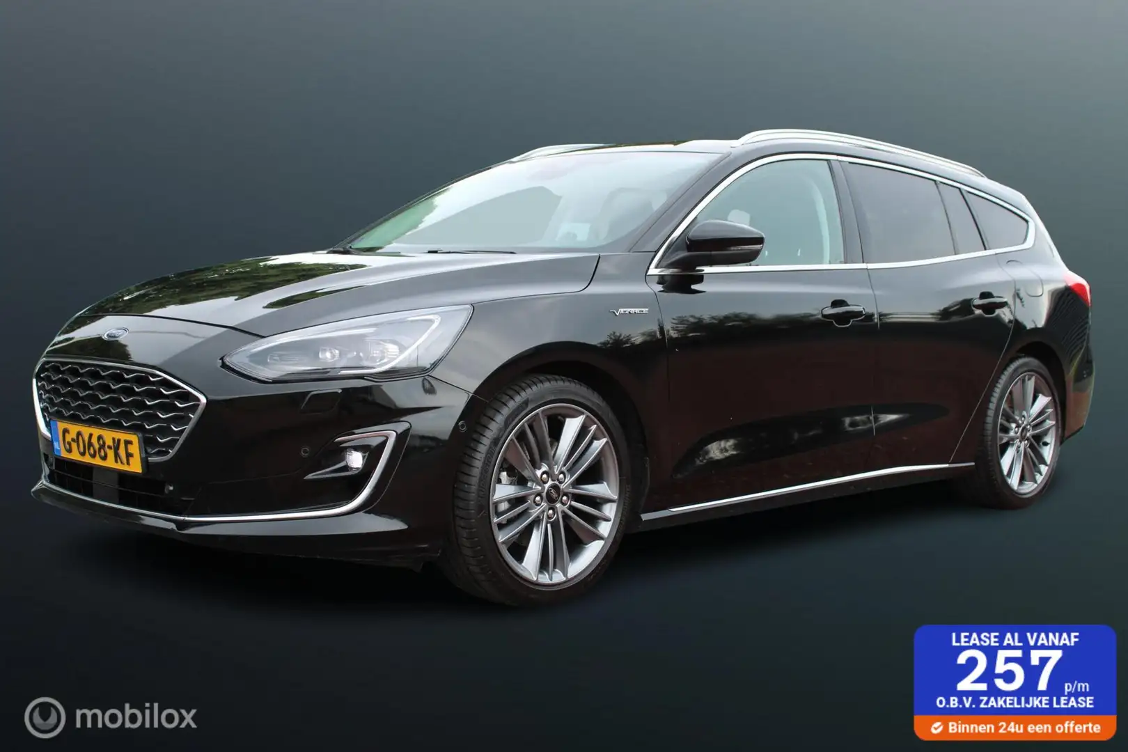 Ford Focus Wagon 1.0 EcoBoost 125 PK Vignale, Leer, Stoel-stu Zwart - 1