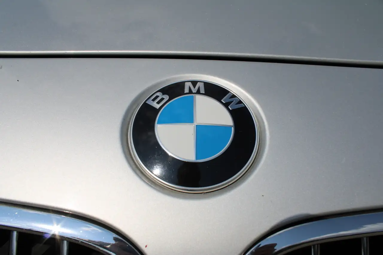 BMW 6 Series снимка BMW 6 Series