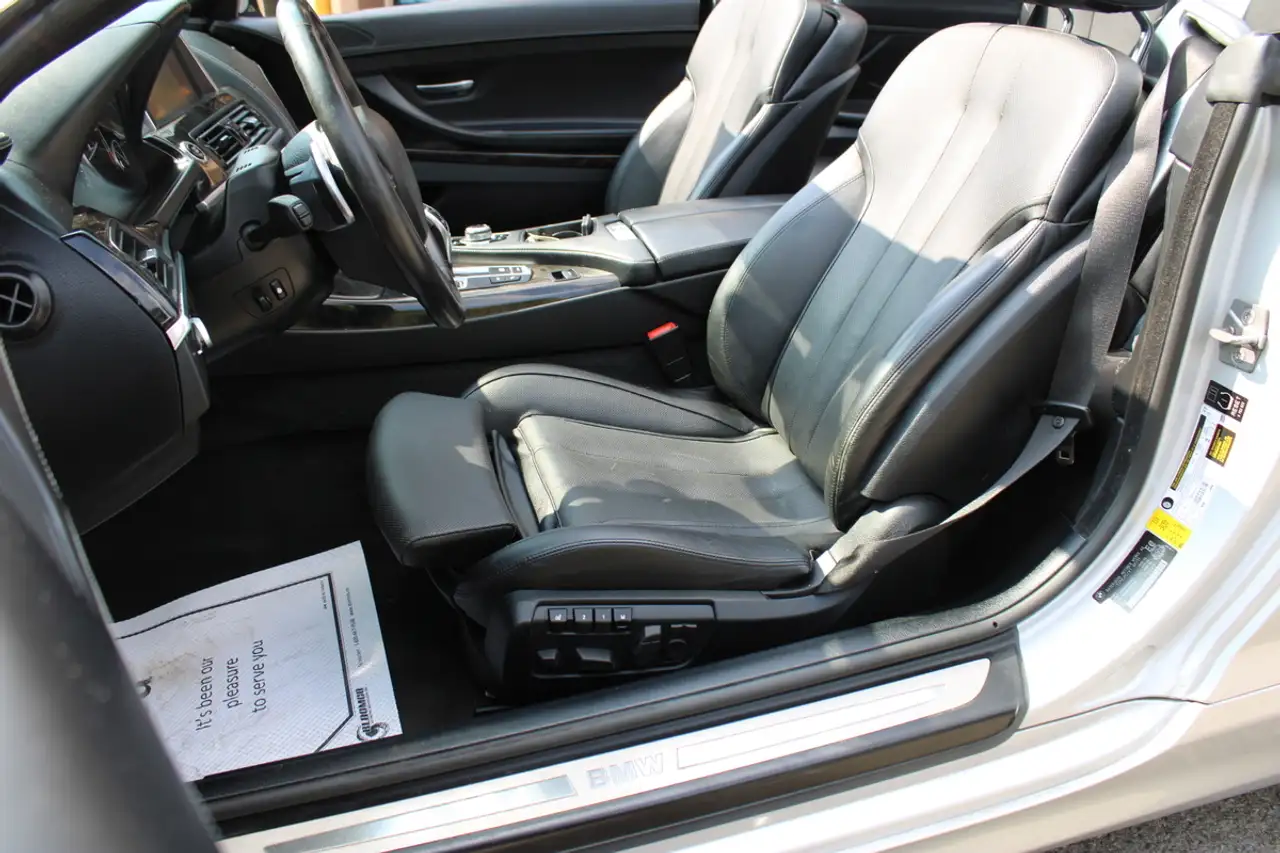 BMW 6 Series снимка BMW 6 Series