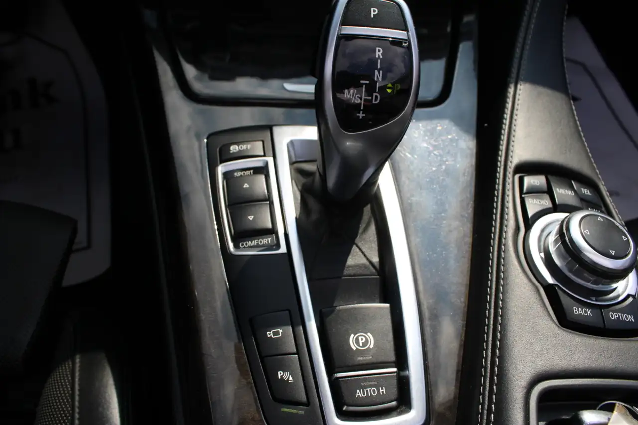 BMW 6 Series снимка BMW 6 Series