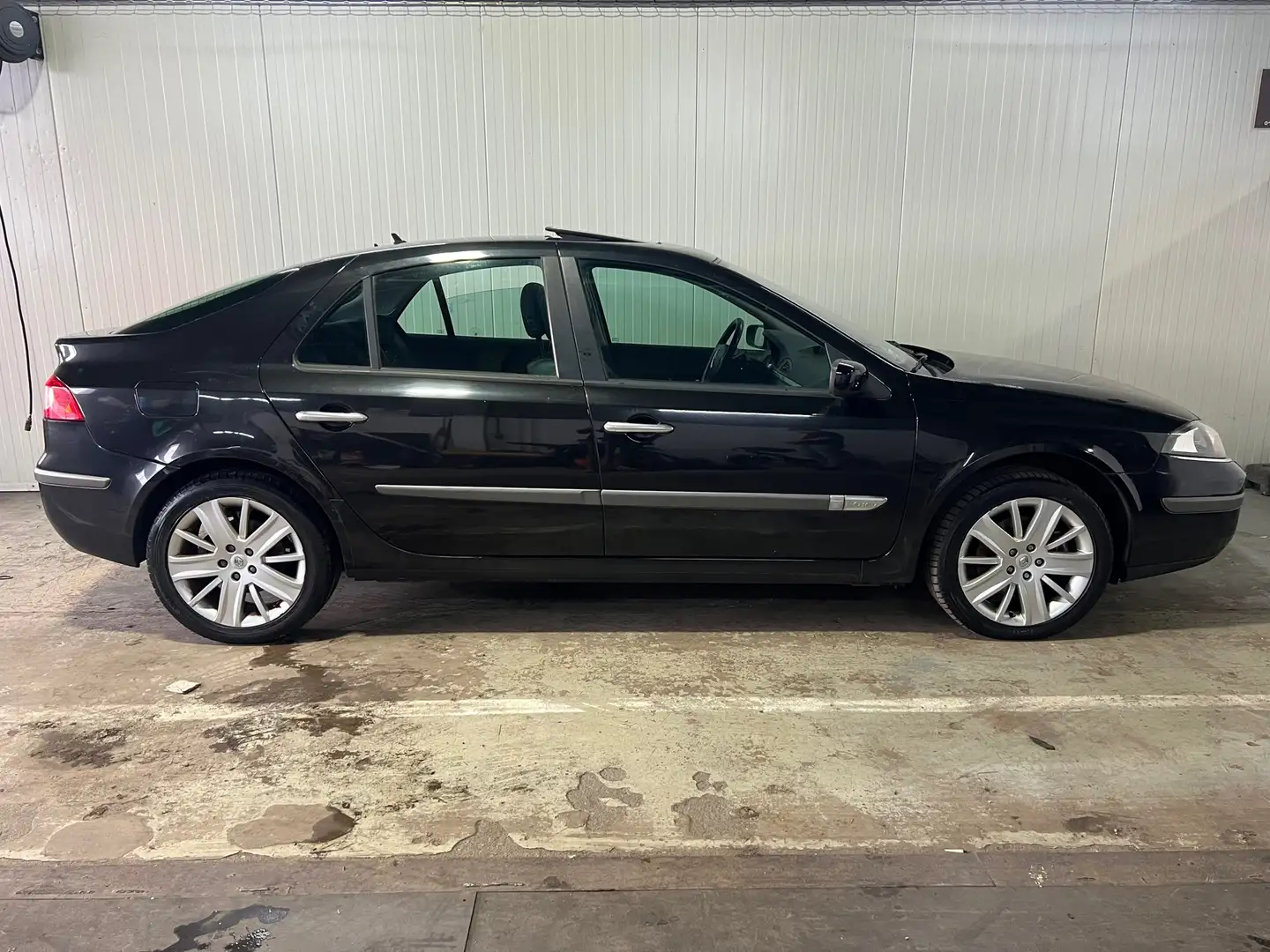 Renault Laguna 2.0-16V Tech Line 119.000NAP Noir - 2