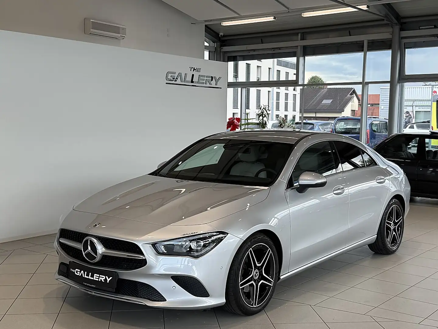 Mercedes-Benz CLA 180 Aut.*Head-Up*Spur*Kamera*LED Silber - 1