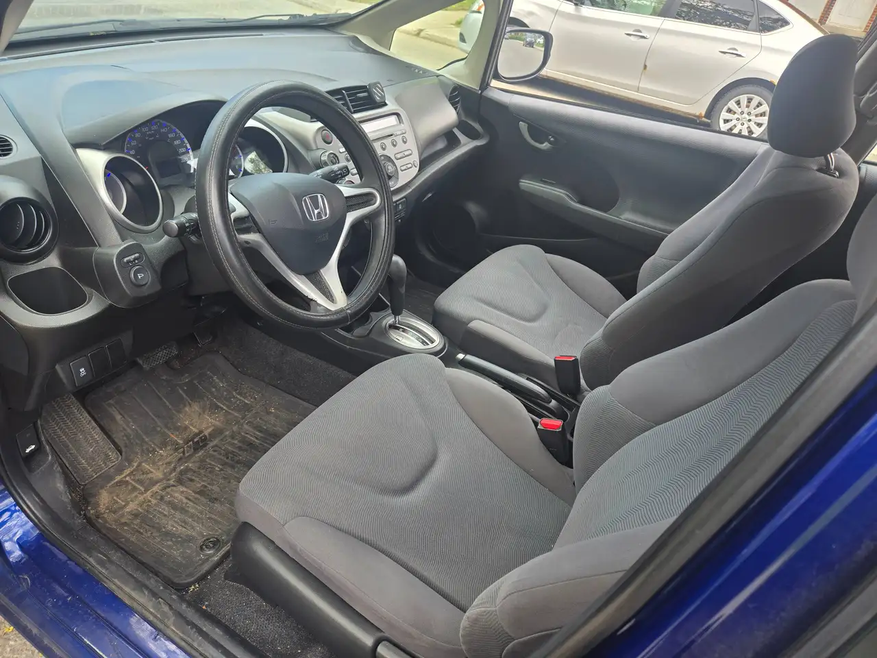 Honda Fit снимка Honda Fit