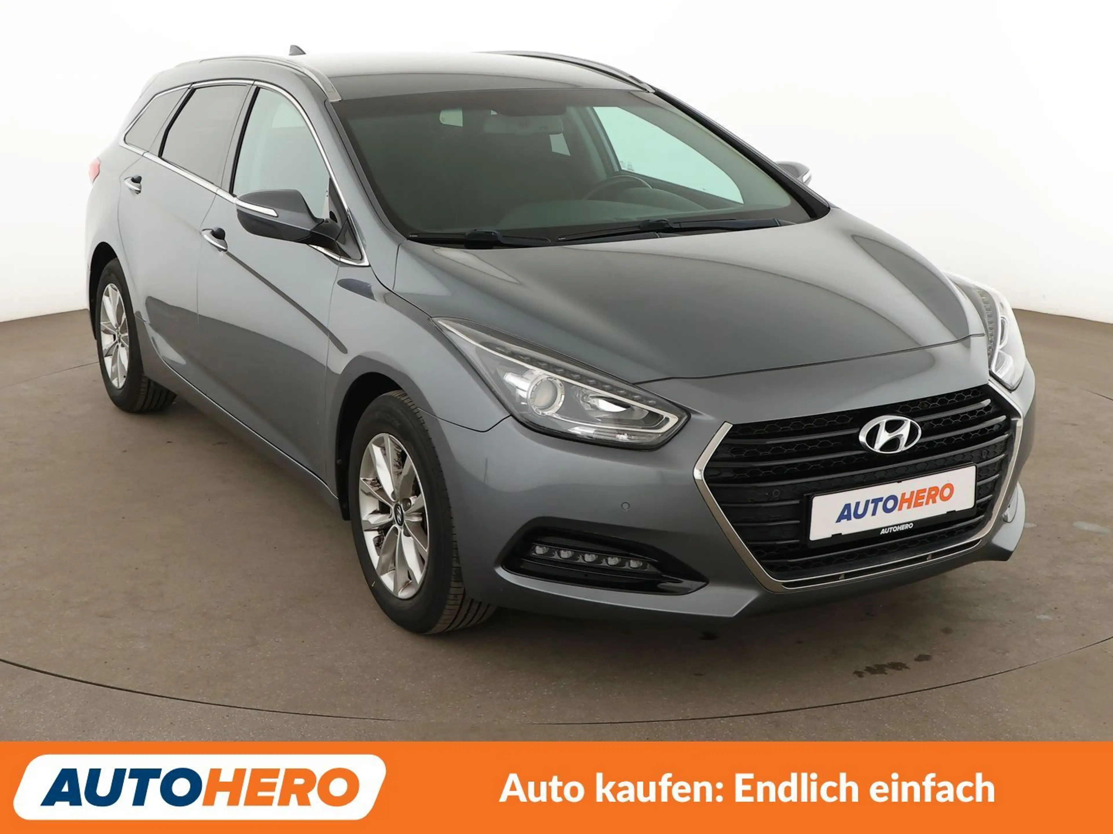 Hyundai i40 1.6 Trend Blue*NAVI*TEMPO*CAM*PDC*SHZ*KLIMA* — photo 8