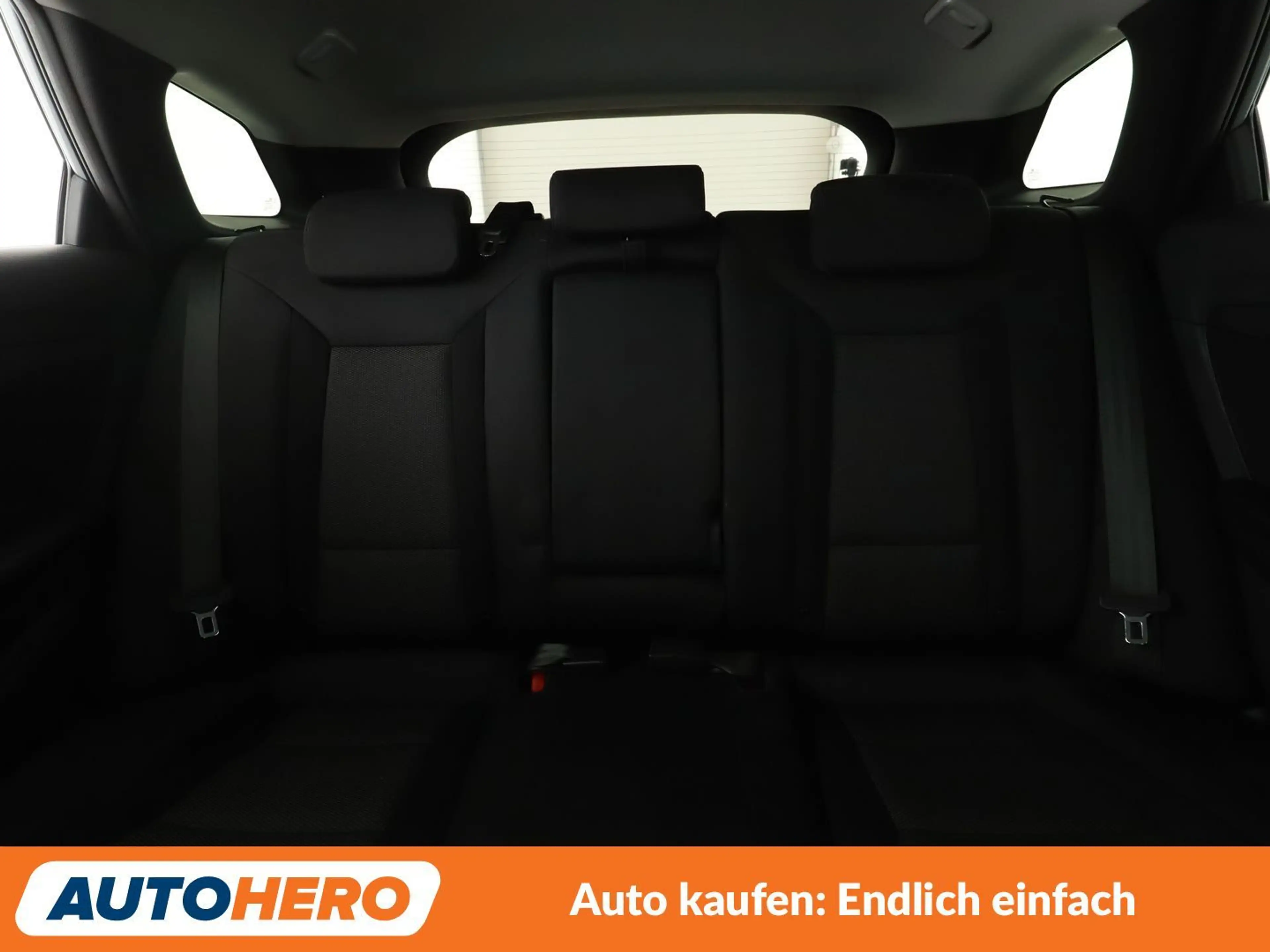 Hyundai i40 1.6 Trend Blue*NAVI*TEMPO*CAM*PDC*SHZ*KLIMA* — photo 15