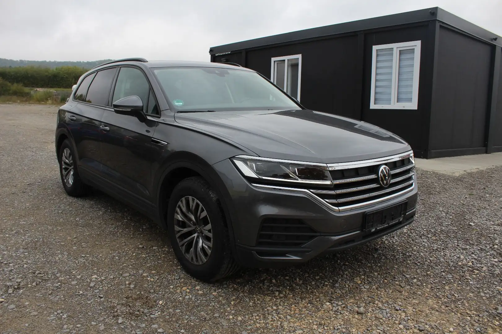 Volkswagen Touareg *4Motion*LUFT*LEDER*LED*DIGITAL*8 FACH*18 Grau - 1