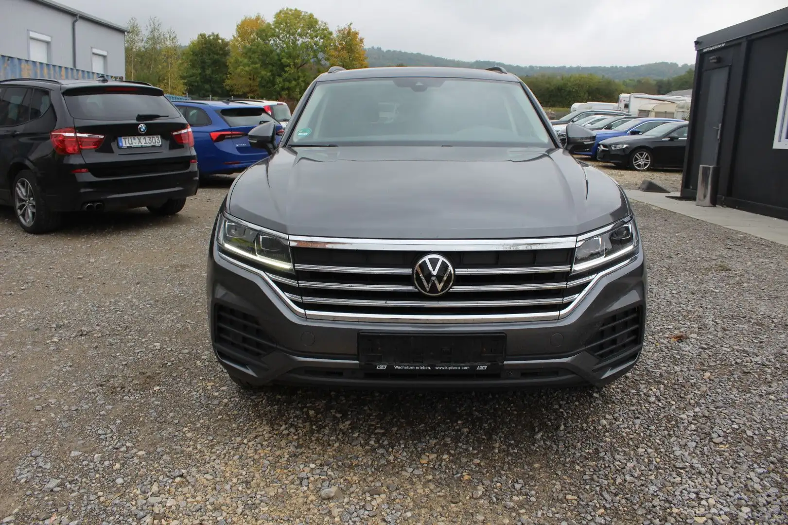 Volkswagen Touareg *4Motion*LUFT*LEDER*LED*DIGITAL*8 FACH*18 Grau - 2