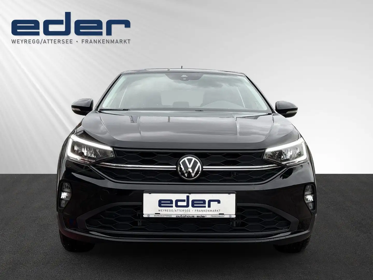 Volkswagen Taigo 4Me TSI Schwarz - 2