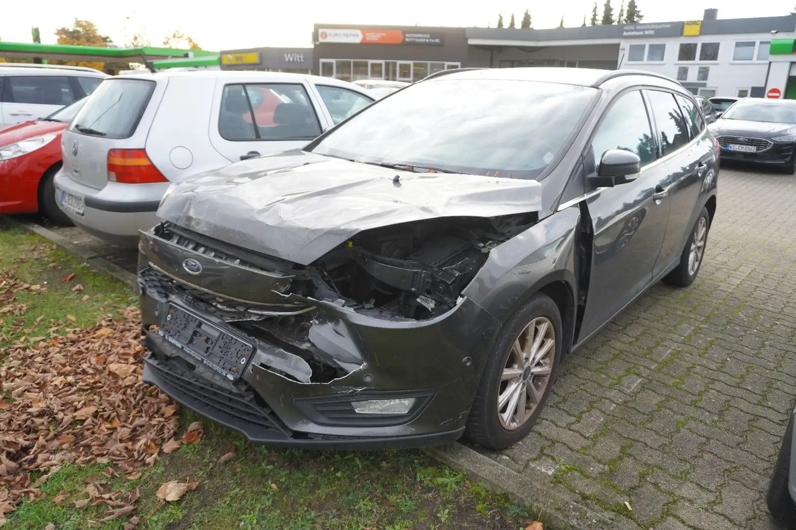 Ford Focus Turnier Cool & Connect Grau - 2