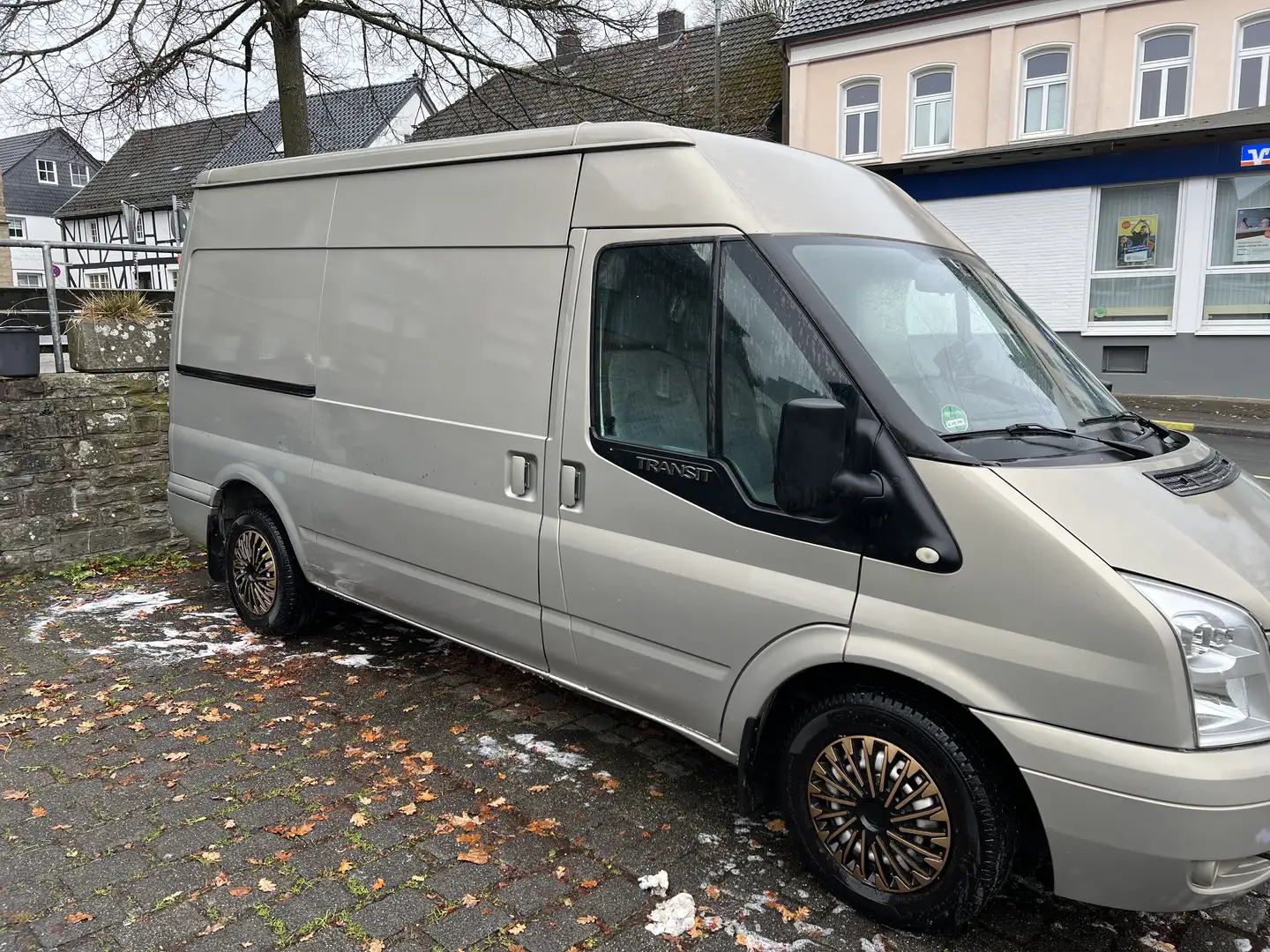 Ford Transit Tourneo Bronze - 2