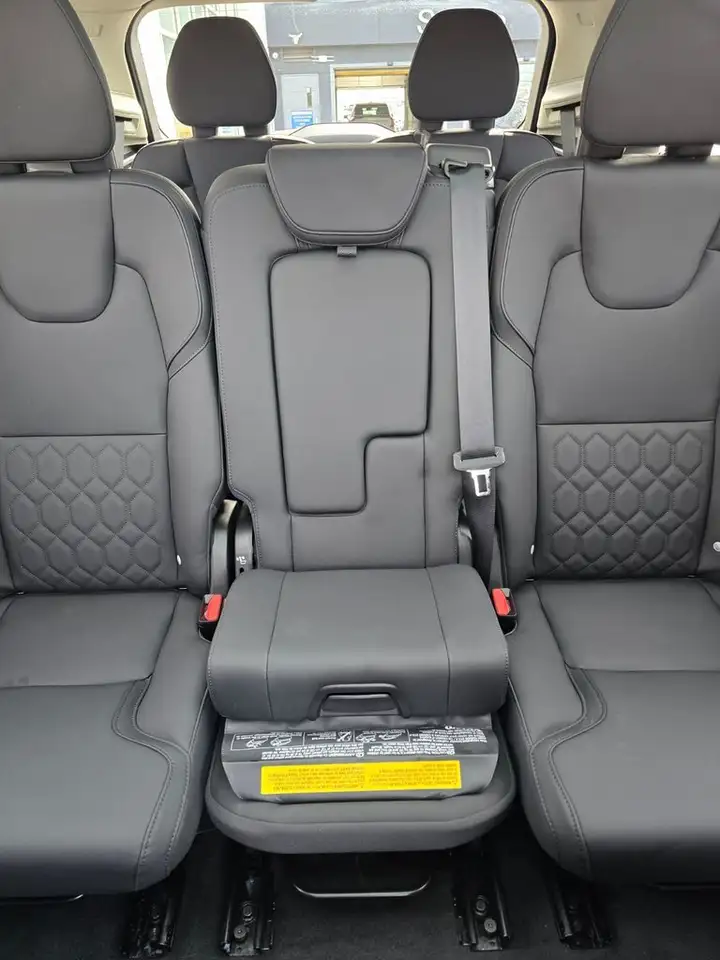 Volvo XC90 снимка Volvo XC90