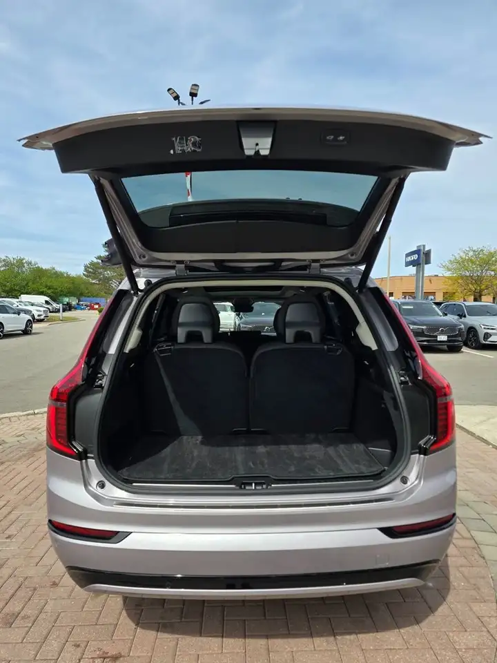 Volvo XC90 снимка Volvo XC90
