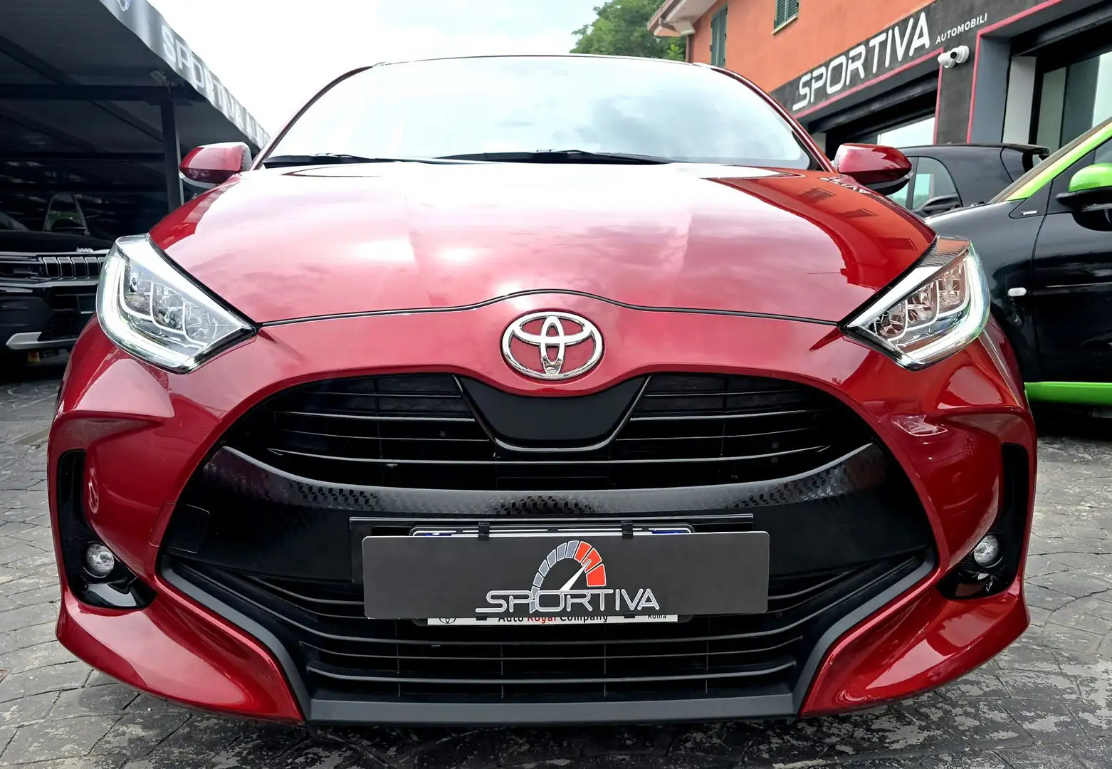 Toyota Yaris 1.0 5 porte Business Rouge - 2