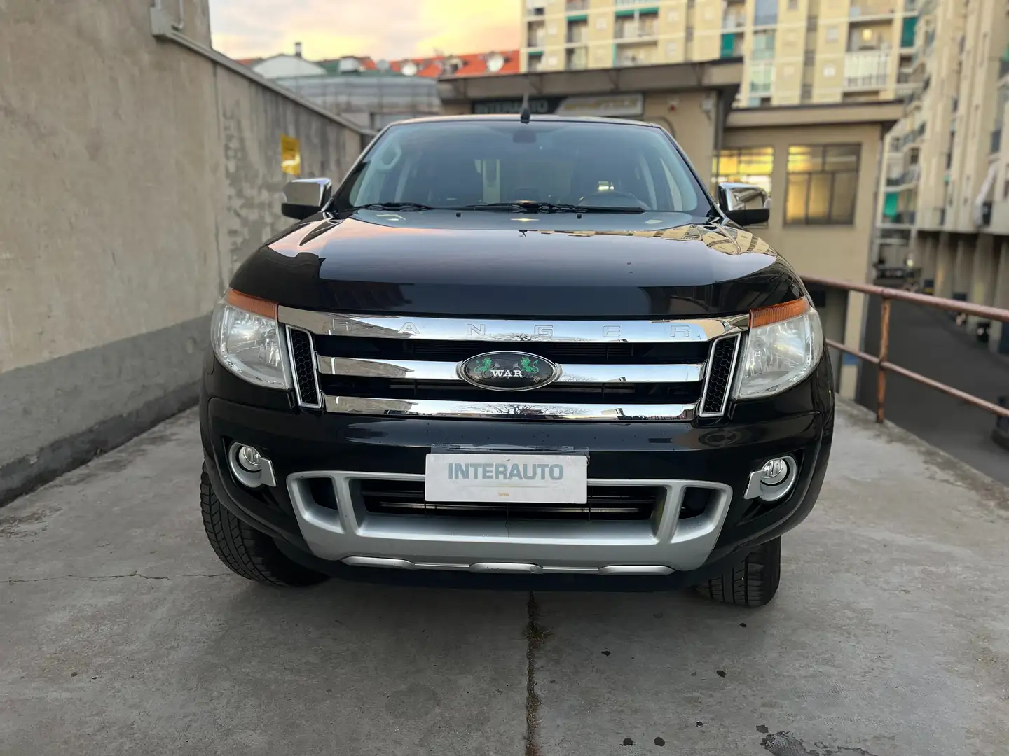 Ford Ranger 2.2 TDCi Limited DOPPIA CABINA 5pt. Zwart - 2